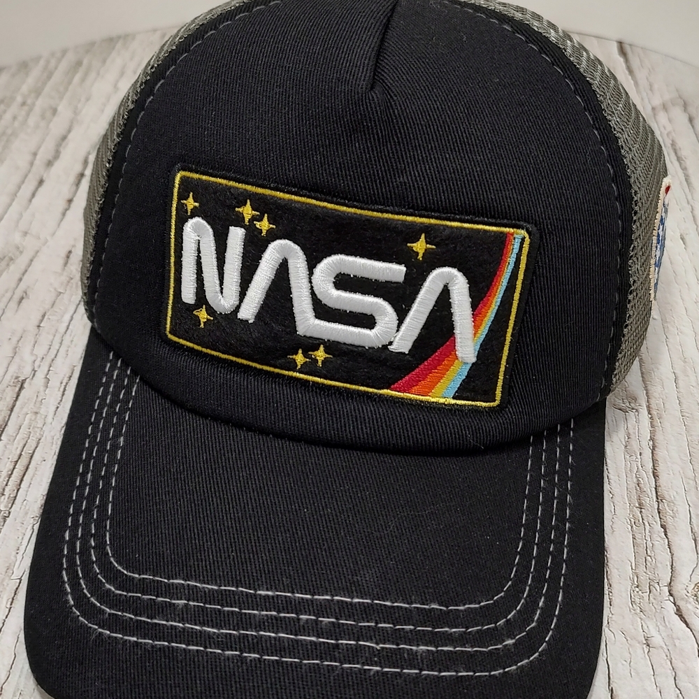 New NASA MEN'S TRUCKING HAT